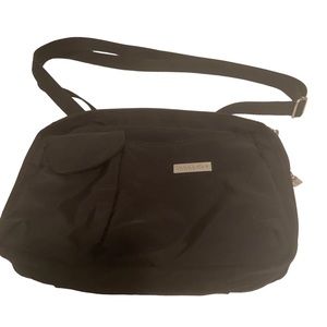 Baggallini Small Nylon Travel Bag Purse Crossbody Card Organizer Black